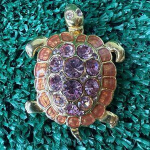 Vintage Gold Tone Turtle Brooch Pendant Pink and orange Foil Rhinestones Sparkly
